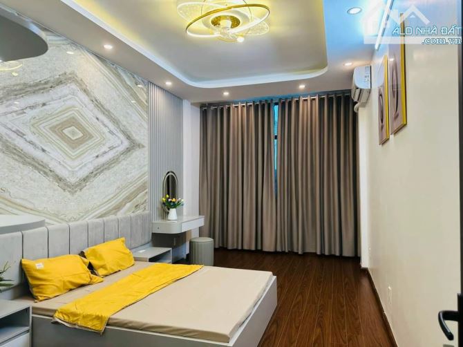 Bán nhà  Trương Định ngõ nông, sát phố, ba gác phi 40m2* 5T giá 5.75 tỷ Hoàng Mai - 7