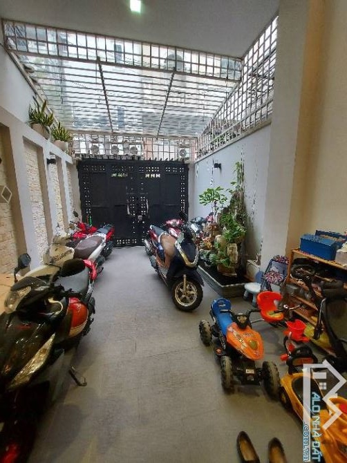 Nhà phố 5 lầu đẹp HXH tránh Trường Sơn 92m2 ngang 4m khu VIP view sân bay 18.6 tỷ. - 8