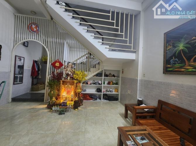 SIÊU RẺ - NHÀ 3 TẦNG - KHU PHỐ TÂY AN THƯỢNG - KHU PHỐ DU LỊCH - GIÁ CHỈ HƠN 5 TỶ - 1