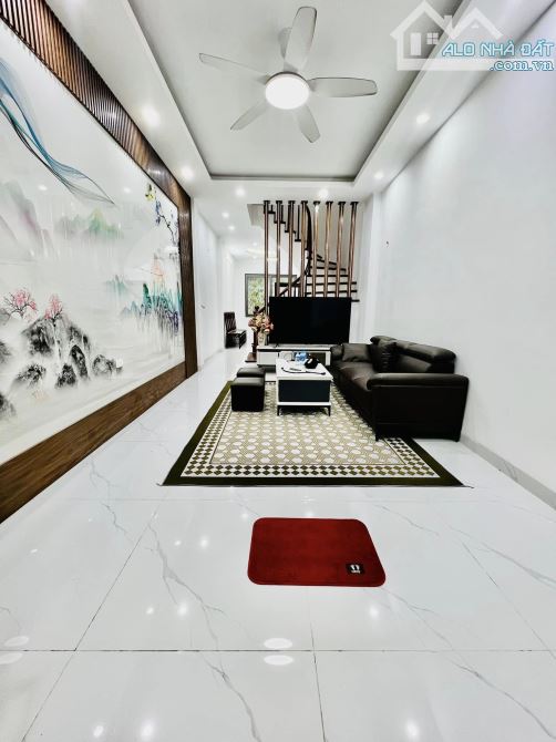 Bán nhà phân lô Lê Trọng Tấn, Thanh Xuân - 42m² - 4 tầng - 8.4 tỷ.