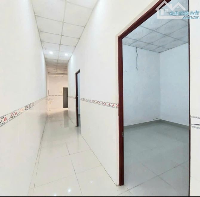 Bán gấp nhà cấp 4 đang cho thuê ở Thới Tam Thôn 16 Hóc Môn 5x22 116m2 680 TRIỆU, SHR