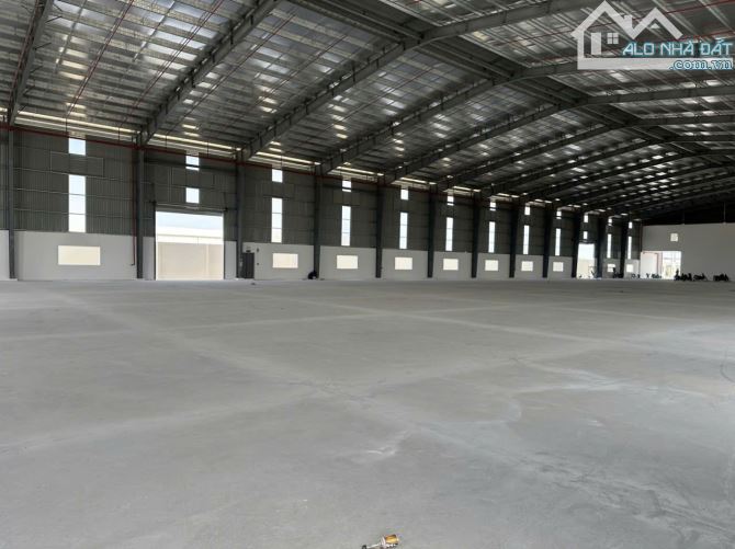 nhà xưởng 5000m2 KCN Đức Hòa Long An 50tr/tháng