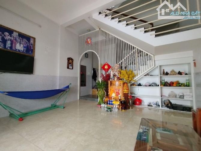 SIÊU RẺ - NHÀ 3 TẦNG - KHU PHỐ TÂY AN THƯỢNG - KHU PHỐ DU LỊCH - GIÁ CHỈ HƠN 5 TỶ - 2