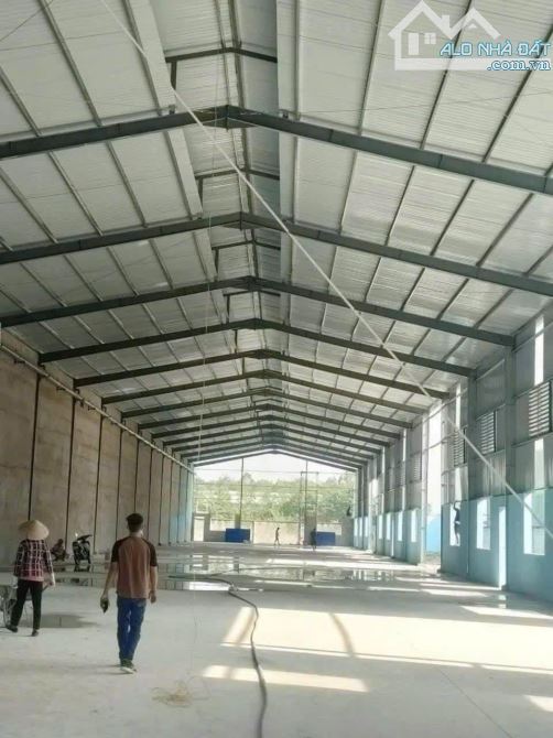 Bán hoặc cho thuê 3200m2 xưởng, giấy tờ tờ đầy đủ, tại tân uyên-bình dương - 1