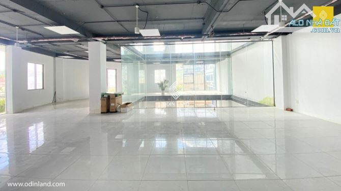 Bán nhà góc 2 MT Ngô Gia Tự - DT: 8 x 27m - CN: 185m2 - 5 tầng - HĐT: 140 triệu/tháng - 1