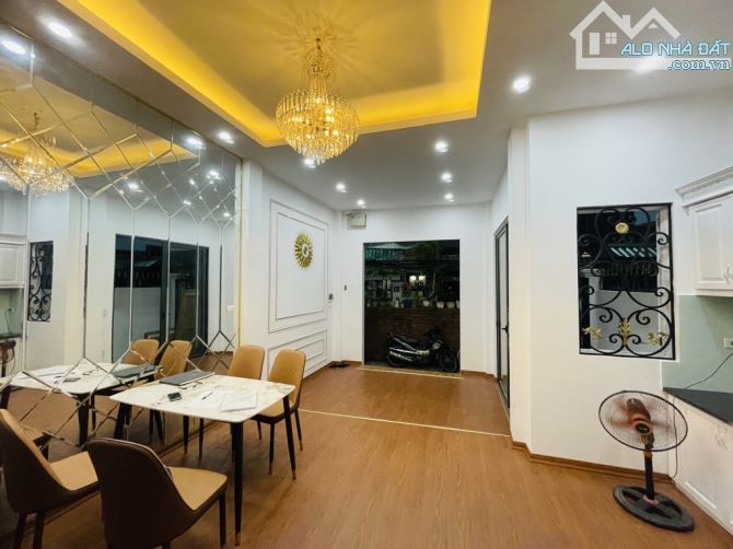 Bán nhà Đội Cấn Khu VIP tiện kinh doanh - 1