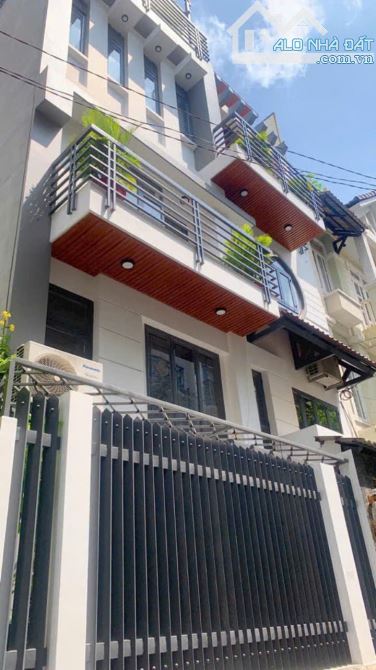 Chủ bán gấp nhà đẹp-Thích Quảng Đức F5 Phú Nhuận. Giá11.5 Tỷ-TL -53m2-Ngang 8m-XH ngủ nhà - 1