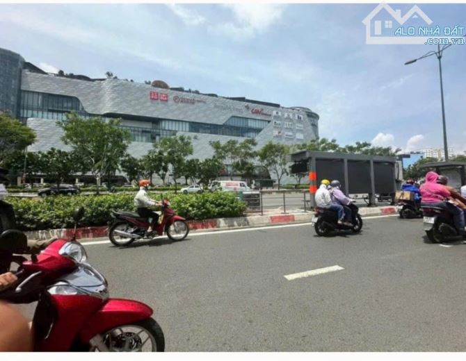 NHÀ SIÊU ĐẸP MẶT TIỀN - KINH DOANG KẾ GIGAMALL - 9 TỶ - 1