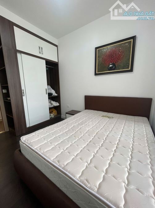 Cho Thuê Căn Hộ Newton , 3PN , 2WC , Full Nội Thất , View Đông Nam  Giá : 24 triệu / tháng - 2