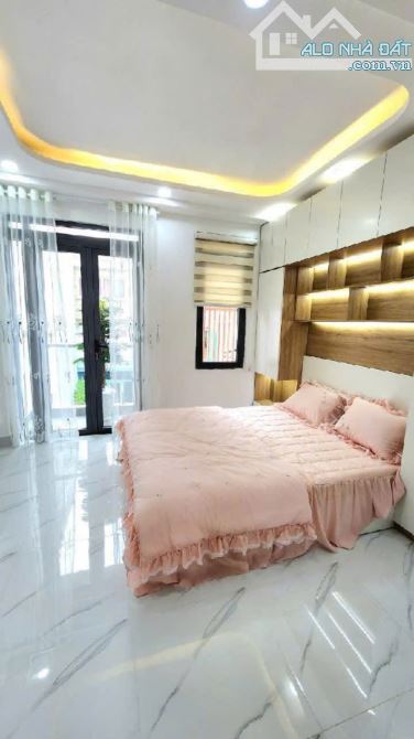 [GẤP, TL] - NHÀ PHỐ QUẬN 7 - 34M2 - 4T - NGUYỄN THỊ THẬP - HẺM Ô TÔ - 6,5 TỶ - 2