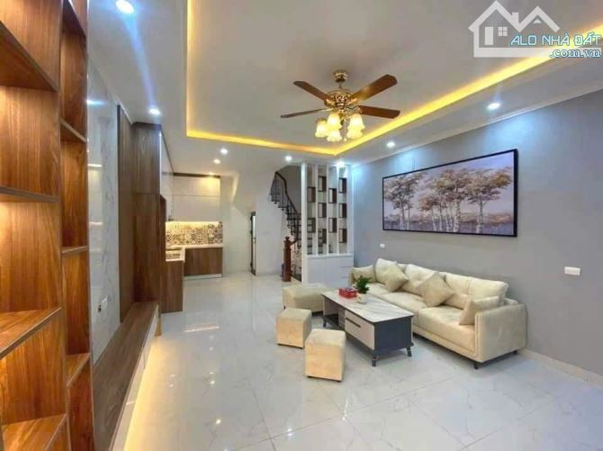 Siêu Phẩm, phố Mễ Trì 36m x 5T,gần phố, ngõ thông,kinh doanh, ô tô, full nội thất 6,8 tỷ. - 2