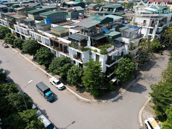 NHÀ ĐẸP KHU AO SÀO, THANG MÁY 6 TẦNG 10,2 TỶ - 2