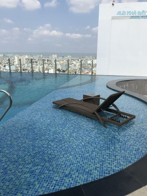 Cho Thuê Căn Hộ Newton , 3PN , 2WC , Full Nội Thất , View Đông Nam  Giá : 24 triệu / tháng - 4