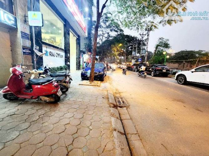 SIÊU KHỦNG - Nhà phố - Kinh doanh - Oto đỗ cửa - Đường Quan Hoa 145m2 8 tầng 59.5 tỷ - 4