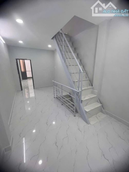 🌇 NHÀ ĐẸP Ở LIỀN đường 3/2 - 3 Tầng -  CHỈ NHỈNH 5 TỶ ~ 100Tr/m² 🌇 - 5