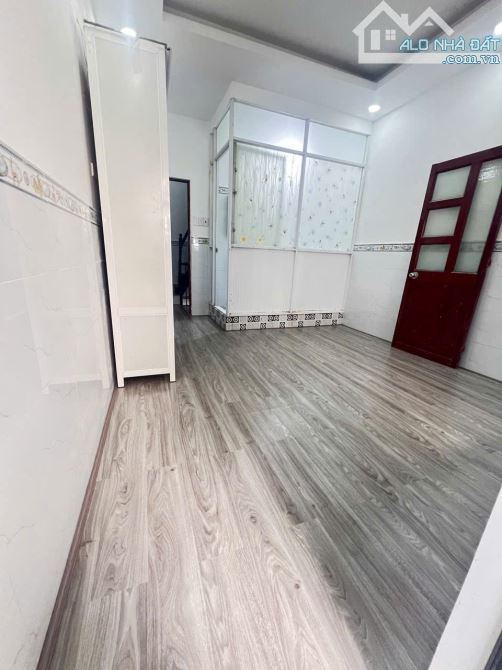 Bán nhà đẹp, 1 trệt 2 lầu Trần Khắc Chân P.9 Phú Nhuận 3 tỷ 8, tin thật 100% - 5