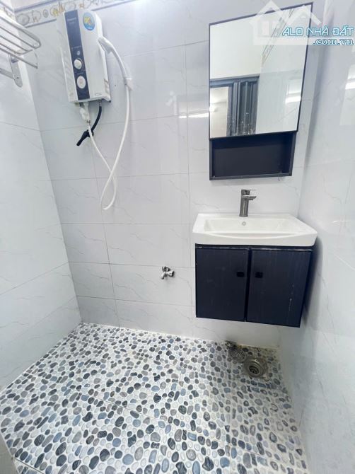 Bán nhà đẹp, 1 trệt 2 lầu Trần Khắc Chân P.9 Phú Nhuận 3 tỷ 8, tin thật 100% - 6