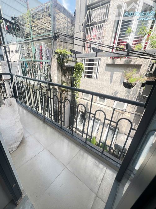 Bán nhà đẹp, 1 trệt 2 lầu Trần Khắc Chân P.9 Phú Nhuận 3 tỷ 8, tin thật 100% - 9