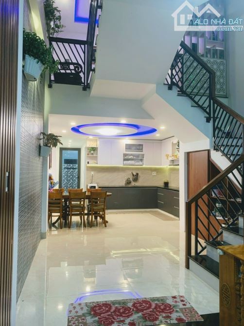Đồng Trí 3 Liên Chiểu, 90m², 3 tầng, giá nhỉnh 4 tỷ.