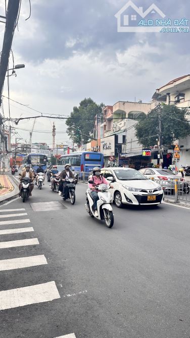 61 Tỷ - CẦN BÁN NHÀ MẶT TIỀN VÕ VĂN NGÂN (7x28m) ,tp. Thủ Đức - cho thuê 90tr/th