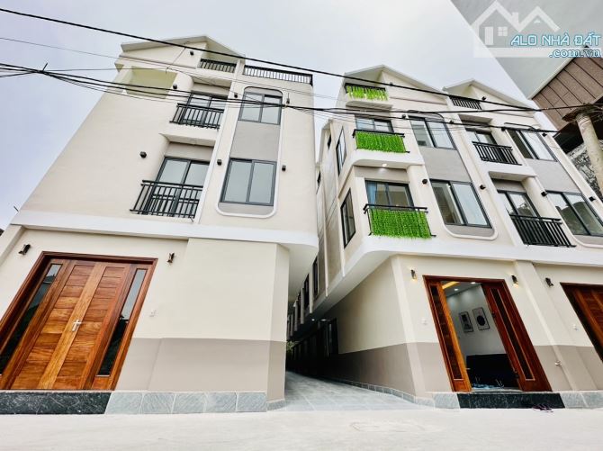 Nhà Đẹp sẵn oto đỗ cửa TT. Quang Minh, Mê Linh 2,5 ty 33m2