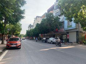 BÁN NHÀ LÂM HẠ LONG BIÊN 45M-5TẦNG-5MT.16,8TỶ VỈA HÈ Ô TÔ TRÁNH KINH DOANH ĐỈNH RẤT HIẾM