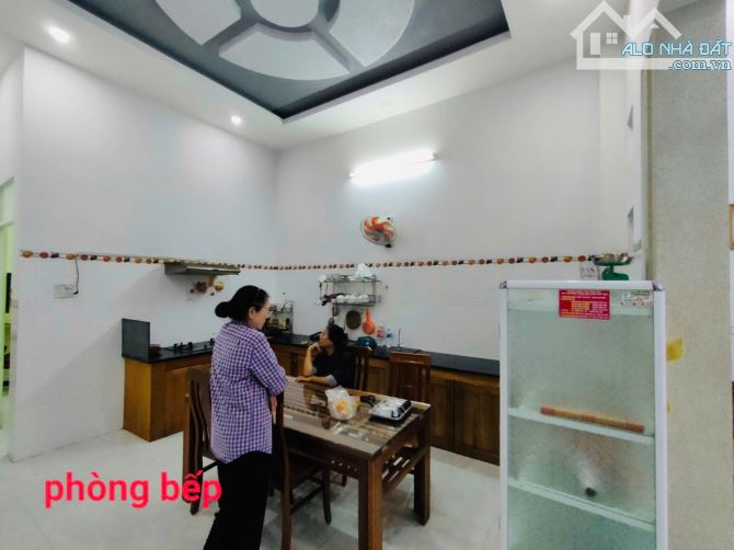 giảm 1 tỷ 1 bán gấp nhà đẹp sát đường Phước Long ngang 7m giá tốt - 10