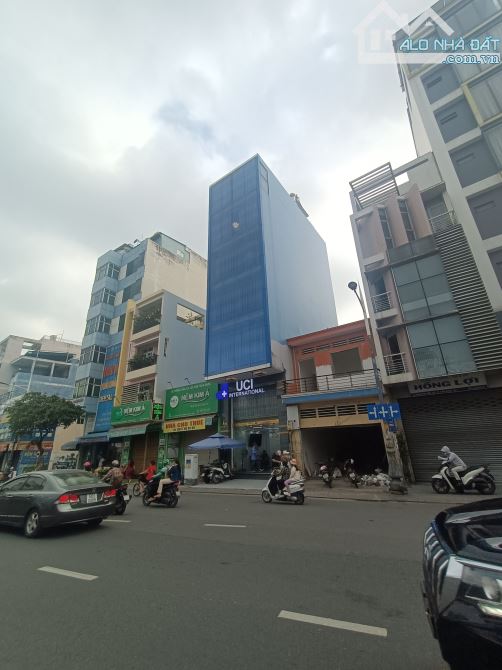 Nhà 6 Tầng -  MT Nguyễn Văn Cừ, P.Cầu Kho, Q.1 - DT: 5m x 11,5m - DTSD: 335m2 - 1