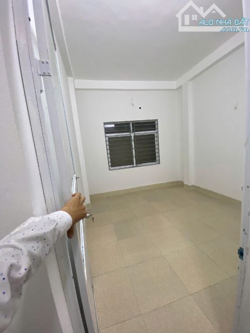 BÁN NHÀ HỒ TÙNG MẬU. PHÂN LÔ. Ô TÔ ĐỖ CỬA. KINH DOANH . Dt 54m² Giá 7.x - 1