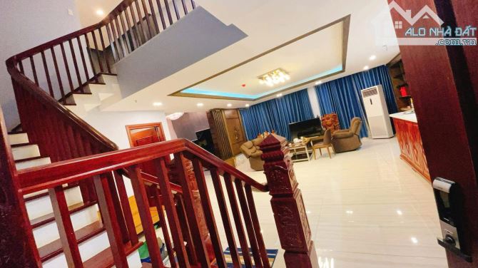 Chung cư Bảy Hiền, P11, Tân Bình:Duplex 170m2-3p ngủ,3wc, 20tr.TL - 1