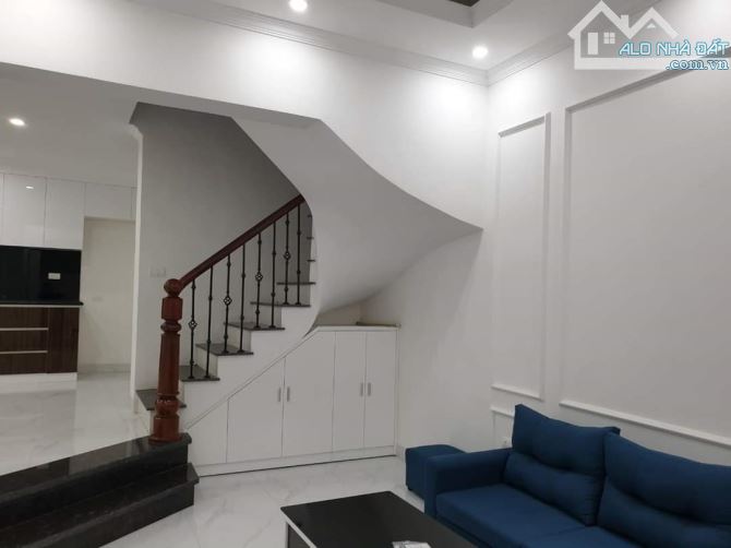 Bán Nhà 4 tầng Thịnh Quang, Đống Đa, 47m², giá 7.9 tỷ - 2