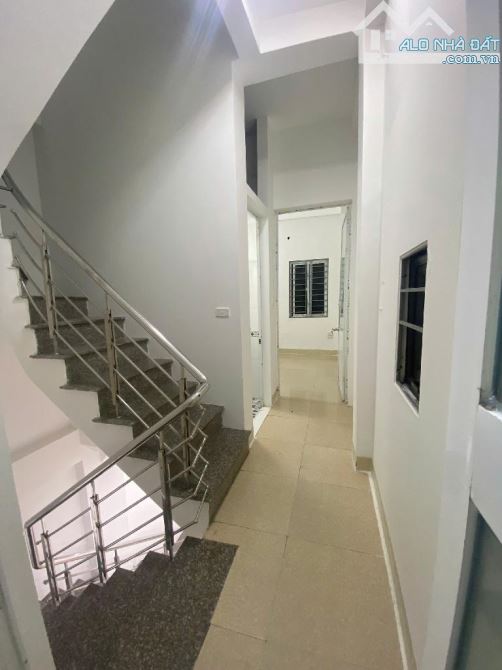 BÁN NHÀ HỒ TÙNG MẬU. PHÂN LÔ. Ô TÔ ĐỖ CỬA. KINH DOANH . Dt 54m² Giá 7.x - 2