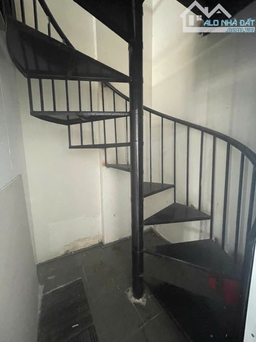 BÁN SHOPHOUSE TÒA ROSETOWN 79 NGỌC HỒI, MỚI BÀN GIAO, 70M2 X 2 TẦNG, KINH DOANH ĐỈNH - 2