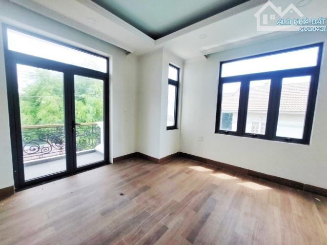 +1 Bán nhà Linh Xuân, Đường số 6, Thủ Đức, 302m2, 5 Tầng, 14,5 Tỷ. - 2