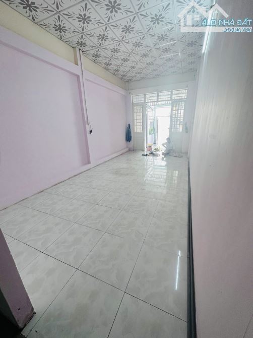 Bán nhà sau căn MT Nguyễn Oanh,f17,dt76m2, hướng Đông Nam - 3