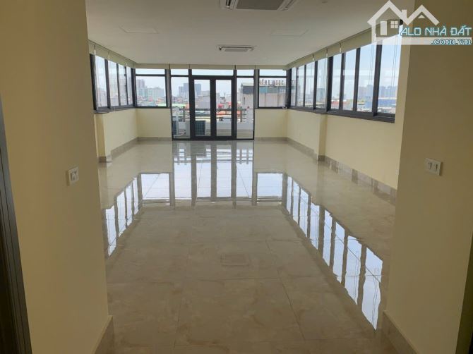 Cho thuê nhà Phùng Chí Kiên-Cầu Giấy.DT đất 95m2, xây dựng 75 m2 x 4 tầng, mặt tiền 5m, - 3