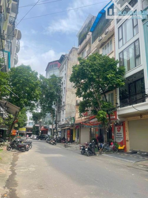 Nhà phân lô, giá nhỉnh 11ty, 55m2, oto vào nhà. LK93 Ngã Tư Sở, Thanh Xuân. - 3