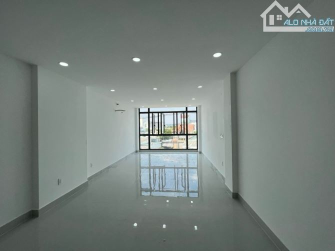 Bán nhà mặt tiền kinh doanh Lò Lu, Trường Thạnh, Quận 9 ,80m2* 6 tầng siêu đẹp giá chỉ 14 - 3