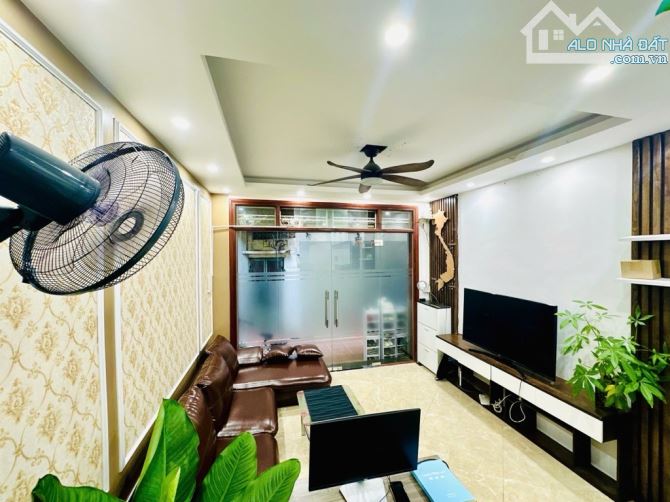 Bán nhà Tây Sơn, Đống Đa, ngõ nông, gần ô tô, vài bước ra phố, 33m2, mặt 4m, chào 8 tỷ 4 - 4