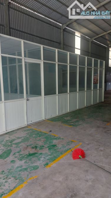 Cho thuê xưởng hoặc kho chứa hàng, phường An Phú 450m2. TP. Thuận An, Bình Dương