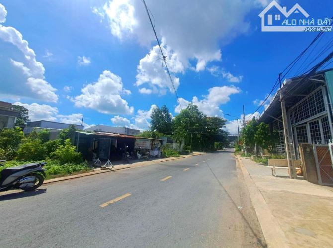 Cần bán 19 x 88 đất mặt tiền Nguyễn Văn Cừ Hoà Thành Tây Ninh