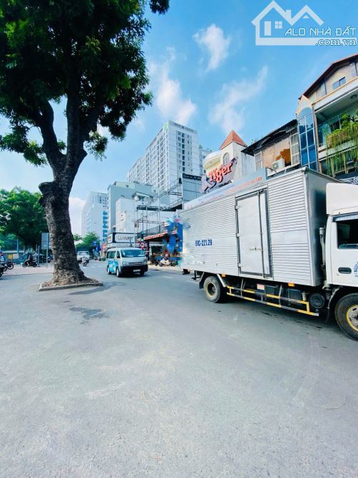 Bán Nhà 10,2x21m Mặt Tiền Hồng Hà-Gần Sân Bay Tân Sơn Nhất-Công Viên Gia Định