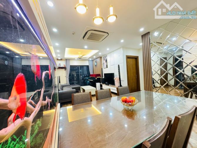 Bán căn hộ cao cấp 3 PN tầng 21 Goldmark City đường Hồ Tùng Mậu, Phú Diễn, Bắc Từ Liêm, HN