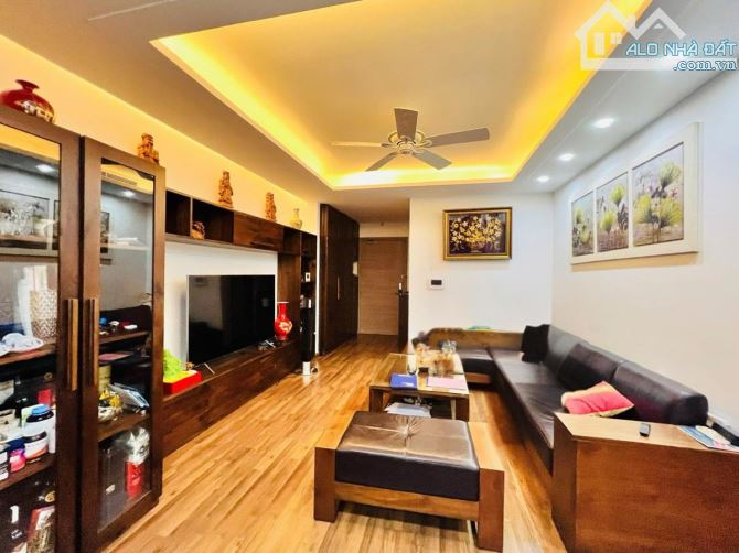 Chung cư B6 Giảng Võ DT 84m², 2 ngủ, 2wc giá chào 10.5 tỷ. Full nội thất - 1