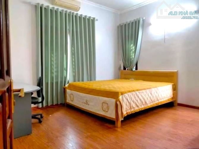 Biệt thự Linh Đàm 260m2 - Vỉa hè rộng - Mặt tiền 12m - 1