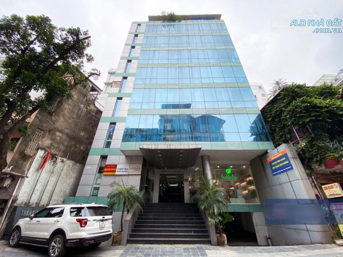 Bán tòa Building mặt phố Hoàng Cầu, 410m2, mặt tiền 15m, hiệu suất KD tốt - 1