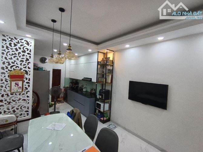 NHỈNH 6 TỶ - NHÀ PHỐ VĂN CAO SÁT HỒ TÂY 30m2*5T*3.5m, GẦN OTO, VIEW HỒ TÂY, NT NHÀ CỰC ĐẸP - 2