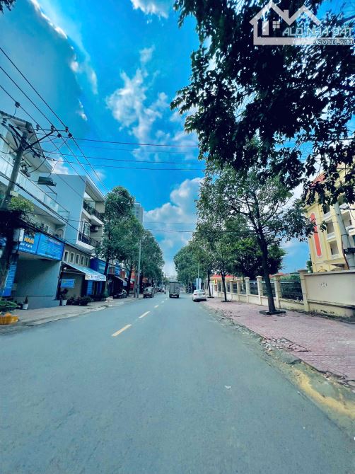 Đất bán P.Quang Vinh 100m2 vị trí 2 Nguyễn Du thông sang Mega kinh doanh buôn bán 3,3 tỷ - 2