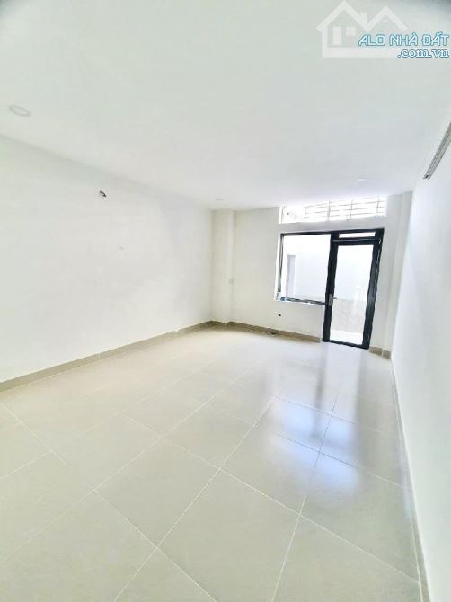 Bán nhà Dương Bá Trạc, hẻm xe tải, 80m2, ngang 4, pháp lý chuẩn, giá tốt chỉ nhỉnh 8T, quậ - 2