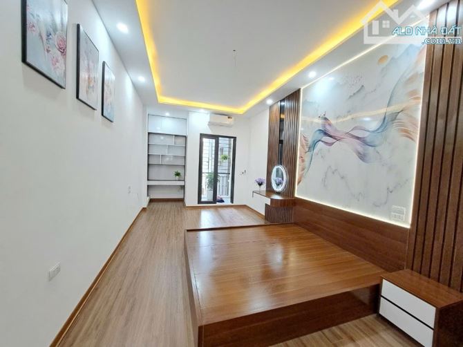 Bán nhà mới xây 38m2 phố Nguyễn Văn Trỗi Thanh Xuân - 2